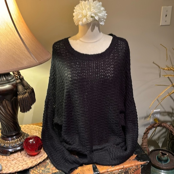 Black Loose Knit Pullover Sweater - Picture 1 of 7